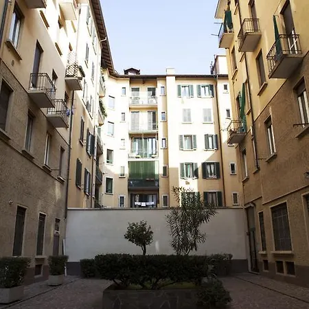 Alessia's Flat - Portello Apartamento Milán